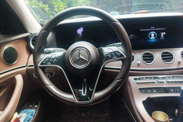 Used Mercedes-Benz E-Class New Energy 2021 E 350 e L Plug-in Hybrid Sedan Steering Wheel