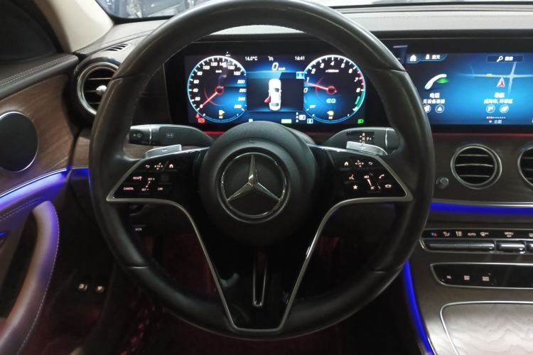 Used Mercedes-Benz E-Class New Energy 2021 E 350 e L Plug-in Hybrid Sedan Steering Wheel