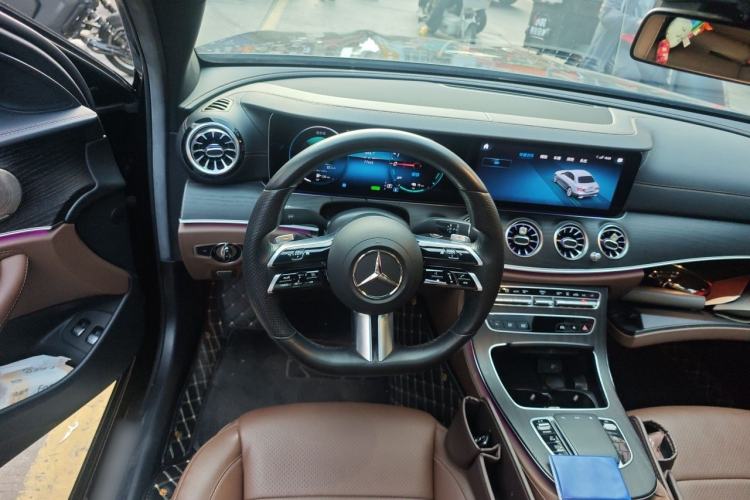 Used Mercedes-Benz E-Class New Energy 2021 E 350 e L Plug-in Hybrid Sports Sedan Steering Wheel