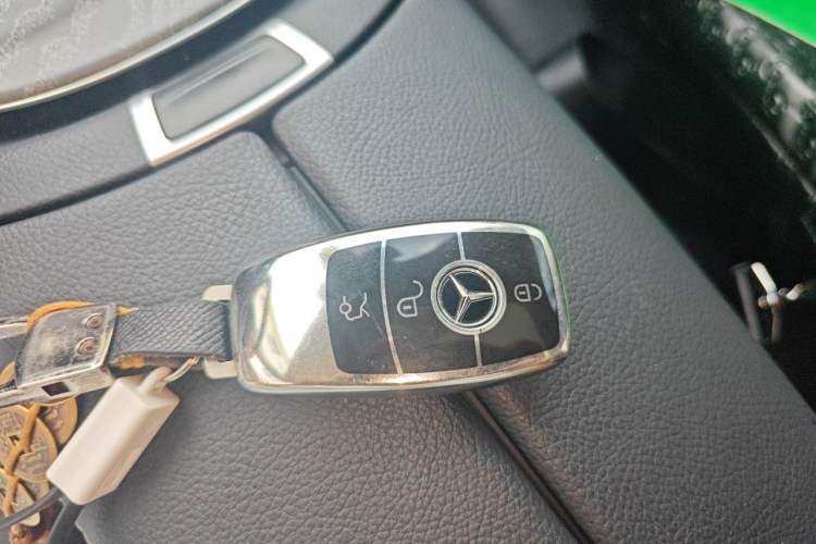Used Mercedes-Benz E-Class New Energy 2021 E 350 e L Plug-in Hybrid Sedan Vehicle Key