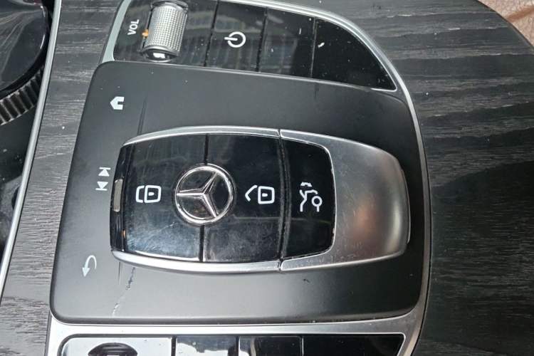 Used Mercedes-Benz E-Class New Energy 2021 E 350 e L Plug-in Hybrid Sedan Vehicle Key
