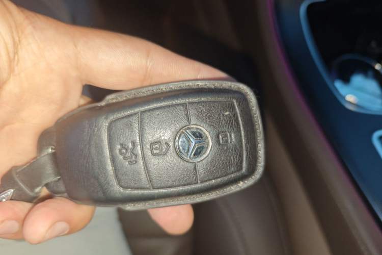 Used Mercedes-Benz E-Class New Energy 2021 E 350 e L Plug-in Hybrid Sports Sedan Vehicle Key