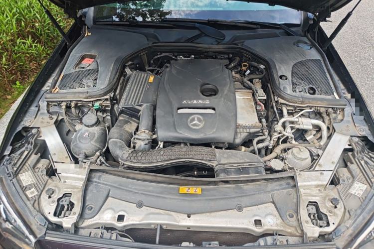 Used Mercedes-Benz E-Class New Energy 2021 E 350 e L Plug-in Hybrid Sedan Engine Bay
