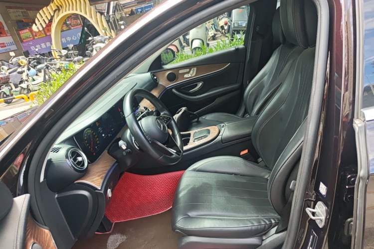 Used Mercedes-Benz E-Class New Energy 2021 E 350 e L Plug-in Hybrid Sedan Left Front Seat