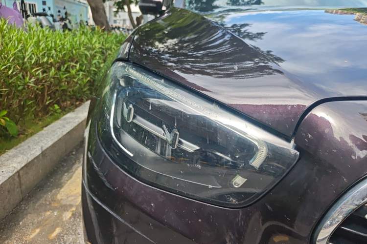Used Mercedes-Benz E-Class New Energy 2021 E 350 e L Plug-in Hybrid Sedan Right Front Headlight