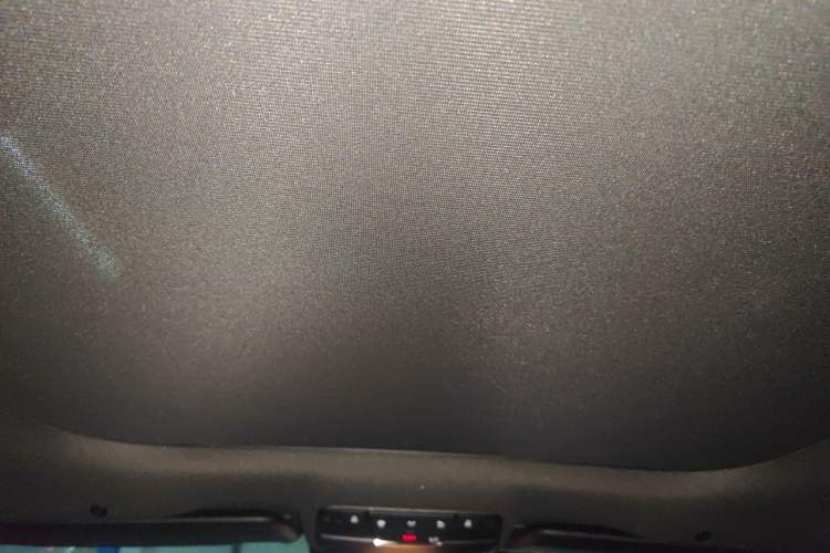 Used Mercedes-Benz E-Class New Energy 2021 E 350 e L Plug-in Hybrid Sports Sedan Headliner