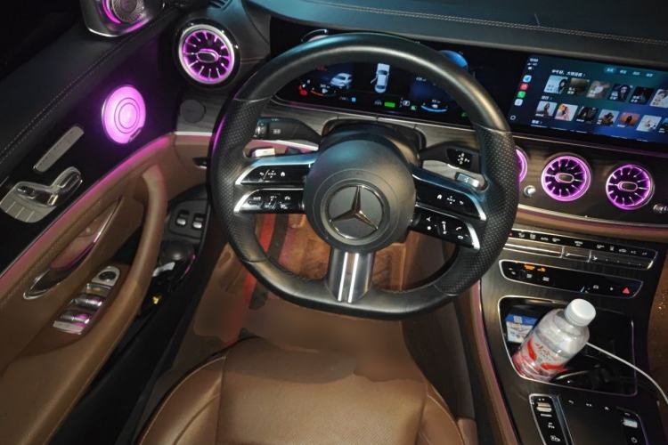 Used Mercedes-Benz E-Class New Energy 2021 E 350 e L Plug-in Hybrid Sports Sedan Steering Wheel
