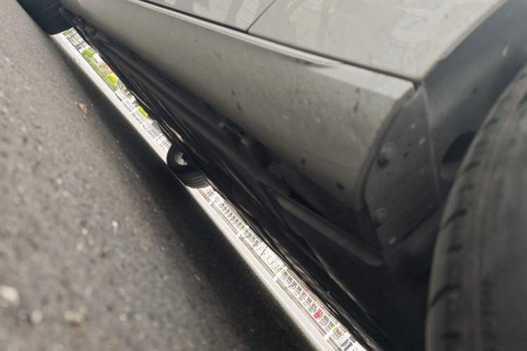 Used Mercedes-Benz E-Class New Energy 2021 E 350 e L Plug-in Hybrid Sedan Chassis Front Right