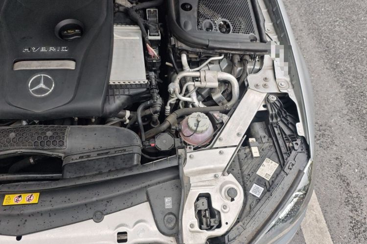 Used Mercedes-Benz E-Class New Energy 2021 E 350 e L Plug-in Hybrid Sedan Engine Bay Left