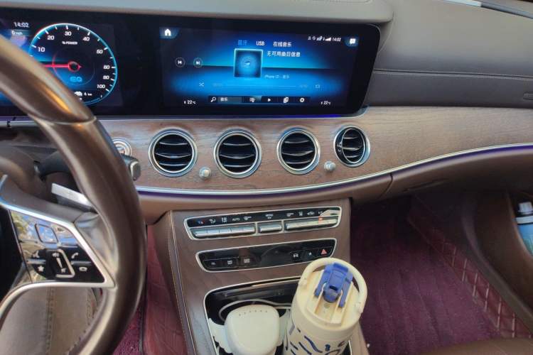 Used Mercedes-Benz E-Class New Energy 2021 E 350 e L Plug-in Hybrid Sedan Audio And AC Panel