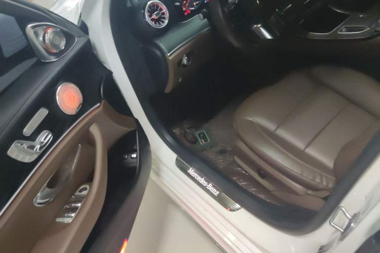 Used Mercedes-Benz E-Class New Energy 2021 E 350 e L Plug-in Hybrid Sports Sedan Driver Seat