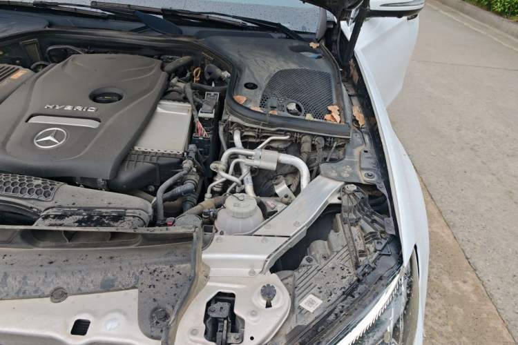 Used Mercedes-Benz E-Class New Energy 2021 E 350 e L Plug-in Hybrid Sports Sedan Engine Bay Left