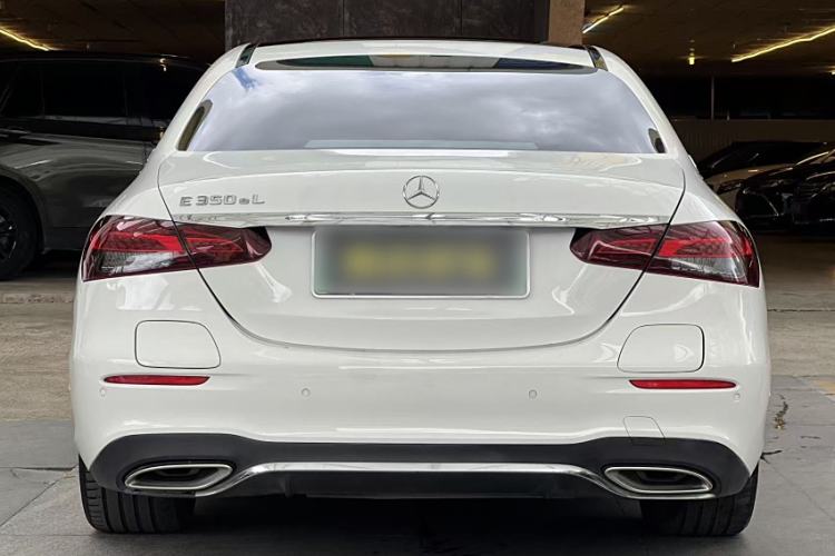 Used Mercedes-Benz E-Class New Energy 2021 E 350 e L Plug-in Hybrid Sports Sedan Exterior 3