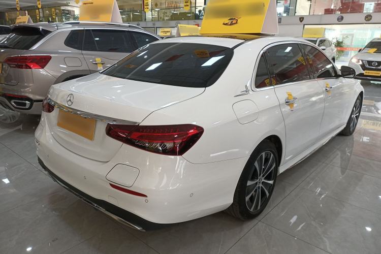 Used Mercedes-Benz E-Class New Energy 2021 E 350 e L Plug-in Hybrid Sports Sedan Exterior 5
