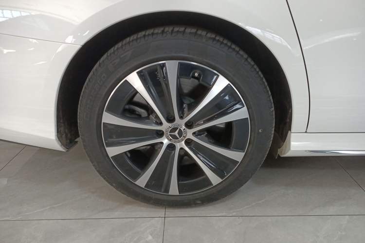 Used Mercedes-Benz E-Class New Energy 2021 E 350 e L Plug-in Hybrid Sports Sedan Exterior 8