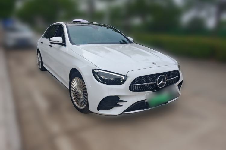 Used Mercedes-Benz E-Class New Energy 2021 E 350 e L Plug-in Hybrid Sports Sedan Front Right 45 Deg
