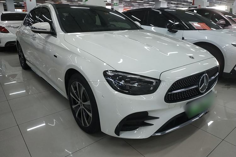 Used Mercedes-Benz E-Class New Energy 2021 E 350 e L Plug-in Hybrid Sports Sedan Front Right 45 Deg