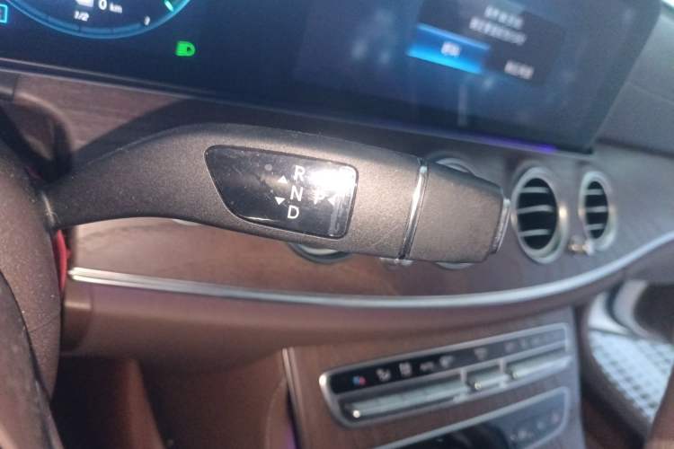 Used Mercedes-Benz E-Class New Energy 2021 E 350 e L Plug-in Hybrid Sedan Gear Lever