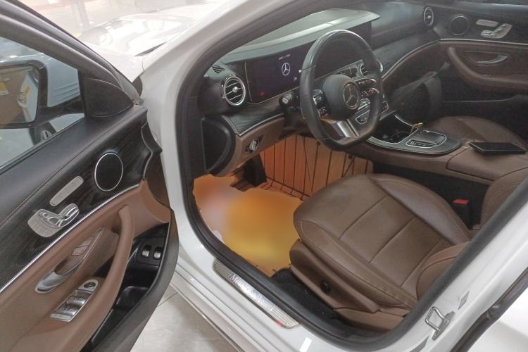 Used Mercedes-Benz E-Class New Energy 2021 E 350 e L Plug-in Hybrid Sports Sedan Interior 3