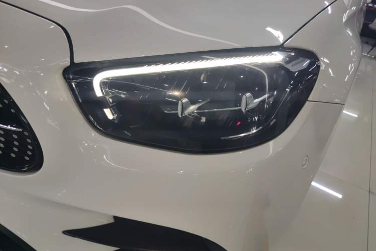 Used Mercedes-Benz E-Class New Energy 2021 E 350 e L Plug-in Hybrid Sports Sedan Left Front Headlight