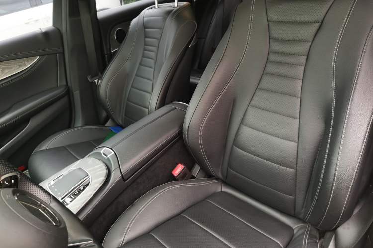 Used Mercedes-Benz E-Class New Energy 2021 E 350 e L Plug-in Hybrid Sports Sedan Left Front Seat