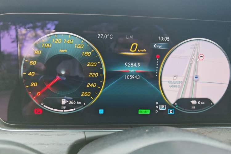 Used Mercedes-Benz E-Class New Energy 2021 E 350 e L Plug-in Hybrid Sports Sedan Odometer Close Up