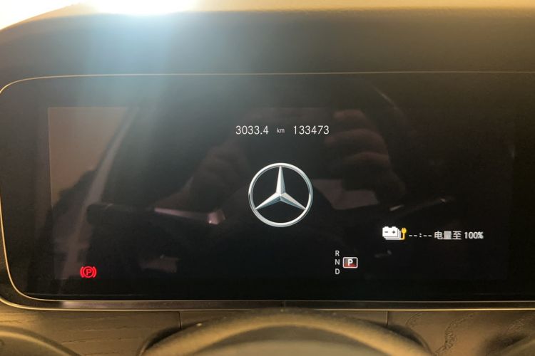 Used Mercedes-Benz E-Class New Energy 2021 E 350 e L Plug-in Hybrid Sports Sedan Odometer Close Up