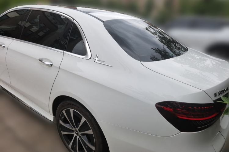 Used Mercedes-Benz E-Class New Energy 2021 E 350 e L Plug-in Hybrid Sports Sedan Rear Left 45 Deg
