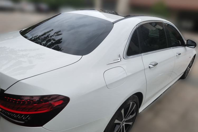 Used Mercedes-Benz E-Class New Energy 2021 E 350 e L Plug-in Hybrid Sports Sedan Rear Right 45 Deg