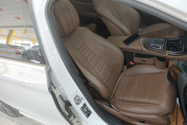 Used Mercedes-Benz E-Class New Energy 2021 E 350 e L Plug-in Hybrid Sports Sedan Right Front Seat