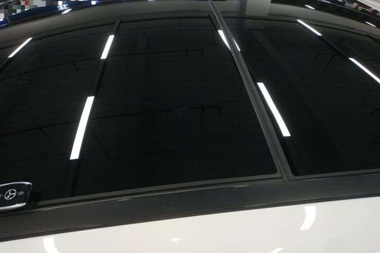 Used Mercedes-Benz E-Class New Energy 2021 E 350 e L Plug-in Hybrid Sports Sedan Roof