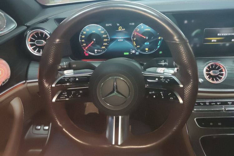 Used Mercedes-Benz E-Class New Energy 2021 E 350 e L Plug-in Hybrid Sports Sedan Steering Wheel