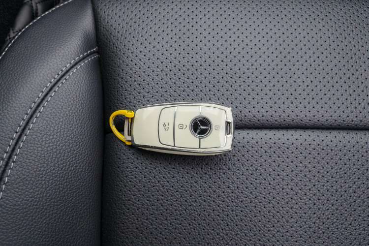 Used Mercedes-Benz E-Class New Energy 2021 E 350 e L Plug-in Hybrid Sedan Vehicle Key