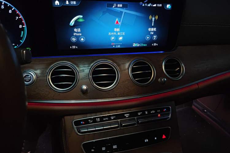 Used Mercedes-Benz E-Class New Energy 2022 Second Facelift E 350 e L Plug-in Hybrid Sedan Audio And AC Panel