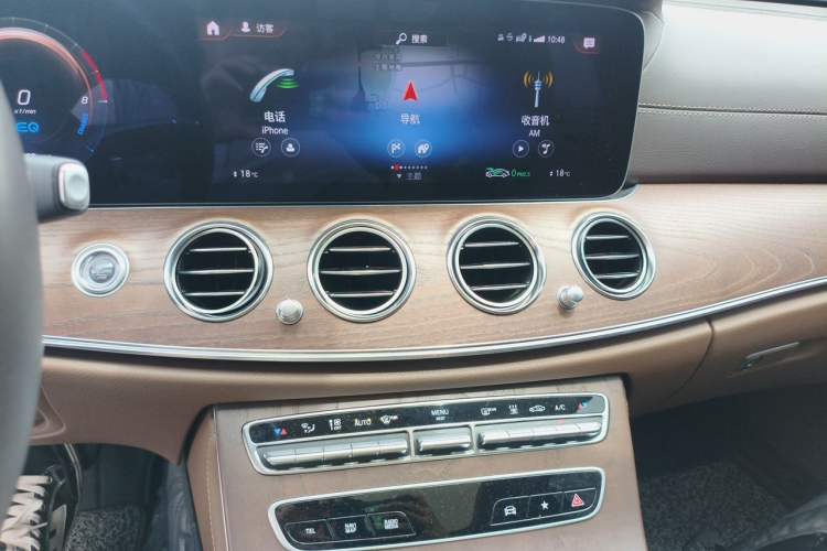 Used Mercedes-Benz E-Class New Energy 2022 Facelift E 350 e L Plug-in Hybrid Sedan Audio And AC Panel