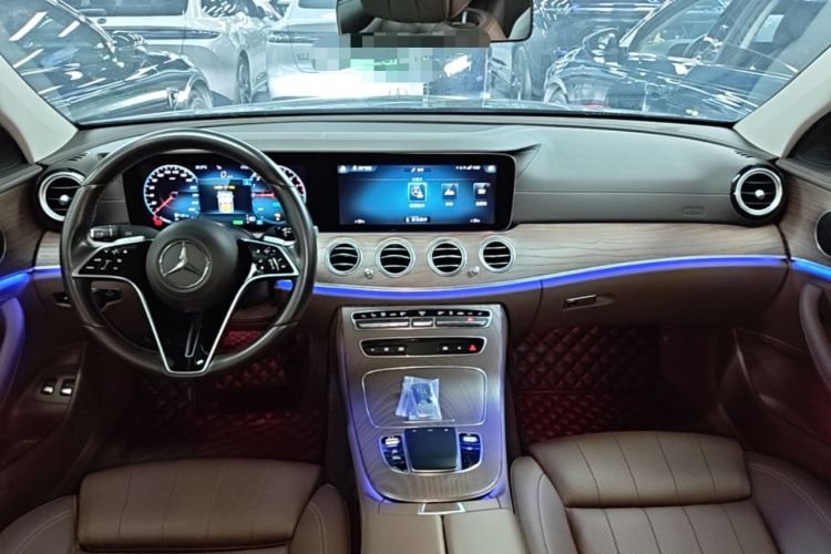 Used Mercedes-Benz E-Class New Energy 2022 Second Facelift E 350 e L Plug-in Hybrid Sedan Center Console