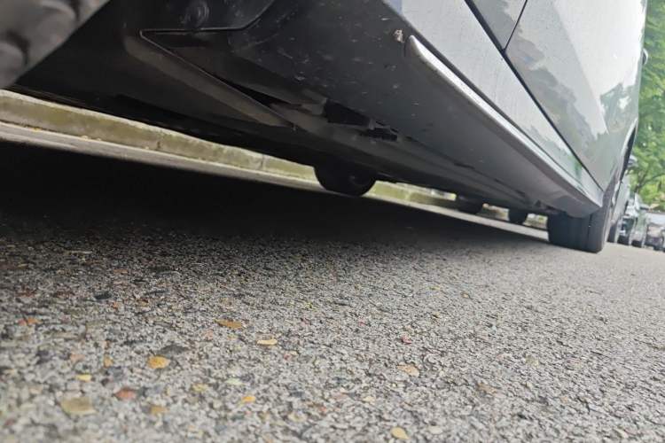 Used Mercedes-Benz E-Class New Energy 2022 Restyled E 350 e L Plug-in Hybrid Sports Sedan Chassis Front Left