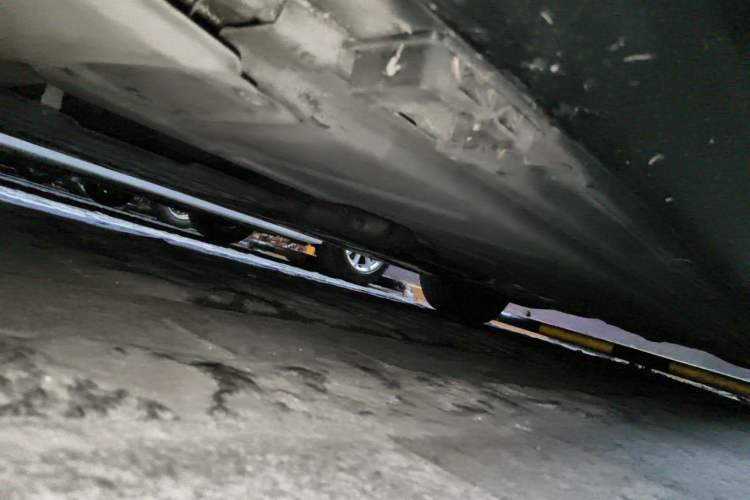 Used Mercedes-Benz E-Class New Energy 2022 Facelift E 350 e L Plug-in Hybrid Sedan Chassis Front Left