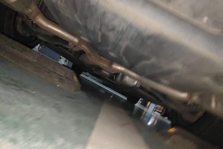 Used Mercedes-Benz E-Class New Energy 2022 E 350 e L Plug-in Hybrid Sedan Chassis Rear