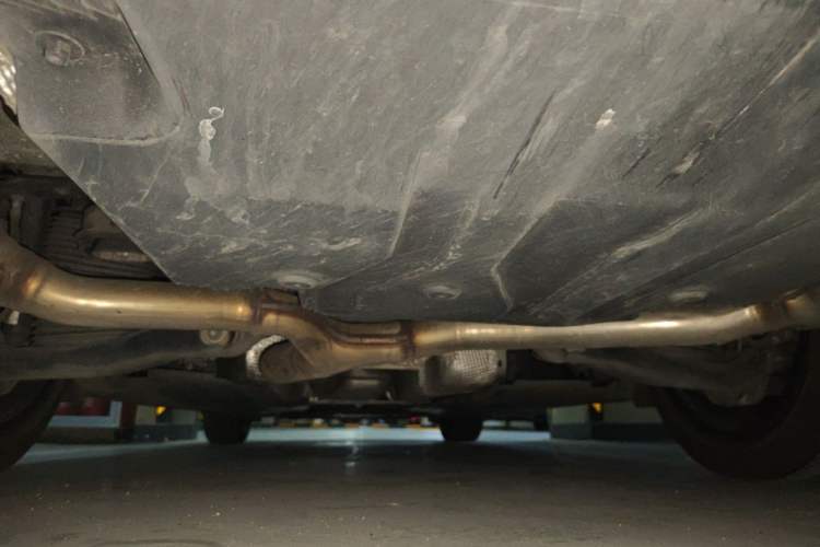 Used Mercedes-Benz E-Class New Energy 2022 E 350 e L Plug-in Hybrid Sports Sedan Chassis Rear