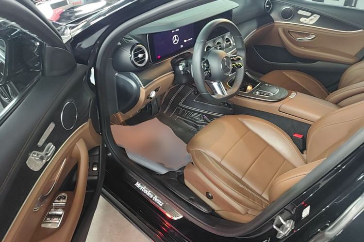 Used Mercedes-Benz E-Class New Energy 2022 E 350 e L Plug-in Hybrid Sports Sedan Driver Seat