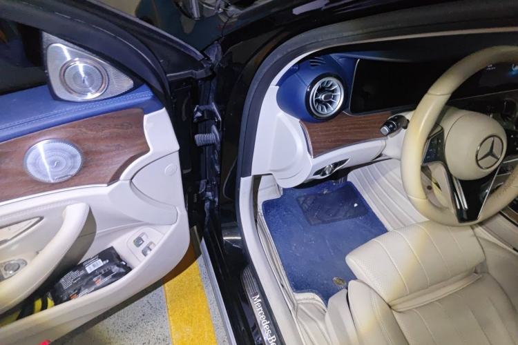 Used Mercedes-Benz E-Class New Energy 2022 Facelift E 350 e L Plug-in Hybrid Sedan Driver Seat