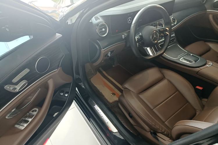 Used Mercedes-Benz E-Class New Energy 2022 Restyled E 350 e L Plug-in Hybrid Sports Sedan Driver Seat