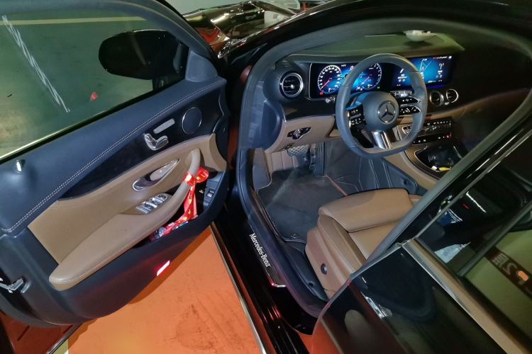 Used Mercedes-Benz E-Class New Energy 2022 Second Facelift E 350 e L Plug-in Hybrid Sports Sedan Driver Seat
