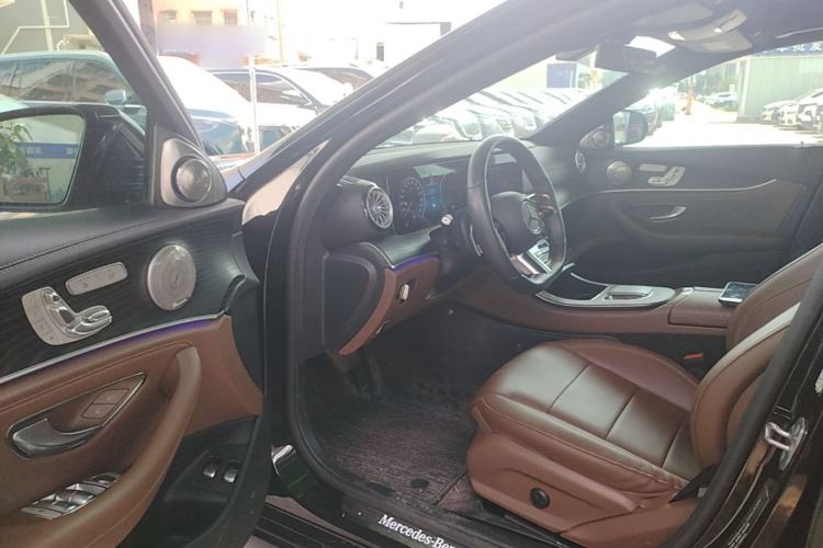Used Mercedes-Benz E-Class New Energy 2022 Restyled E 350 e L Plug-in Hybrid Sports Sedan Driver Seat