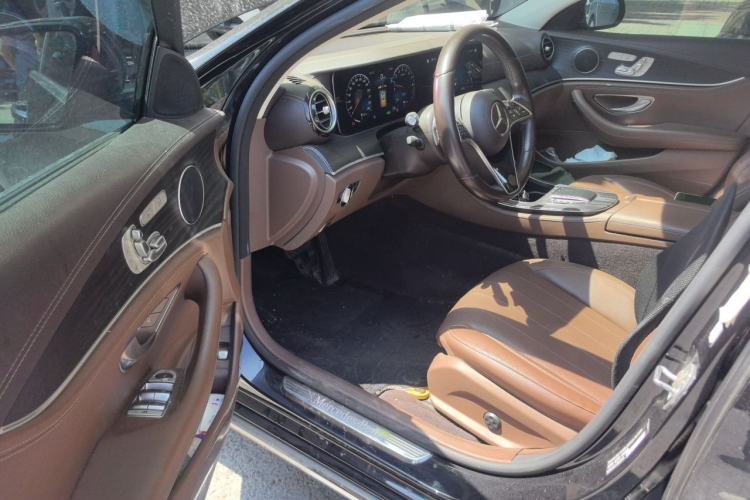 Used Mercedes-Benz E-Class New Energy 2022 Facelift E 350 e L Plug-in Hybrid Sedan Driver Seat