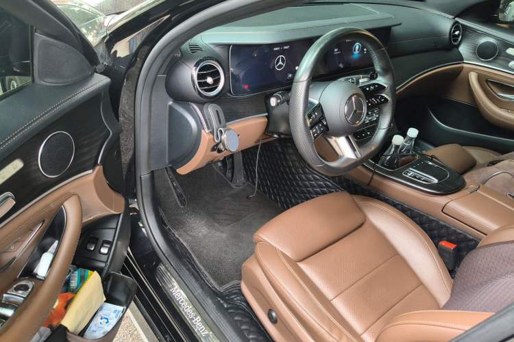Used Mercedes-Benz E-Class New Energy 2022 Second Facelift E 350 e L Plug-in Hybrid Sports Sedan Driver Seat