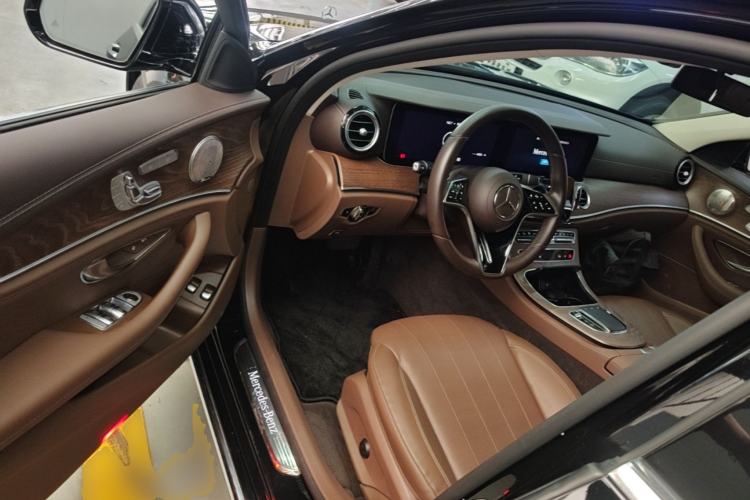Used Mercedes-Benz E-Class New Energy 2022 Restyled E 350 e L Plug-in Hybrid Sedan Driver Seat