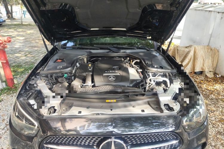 Used Mercedes-Benz E-Class New Energy 2022 Second Facelift E 350 e L Plug-in Hybrid Sports Sedan Engine Bay