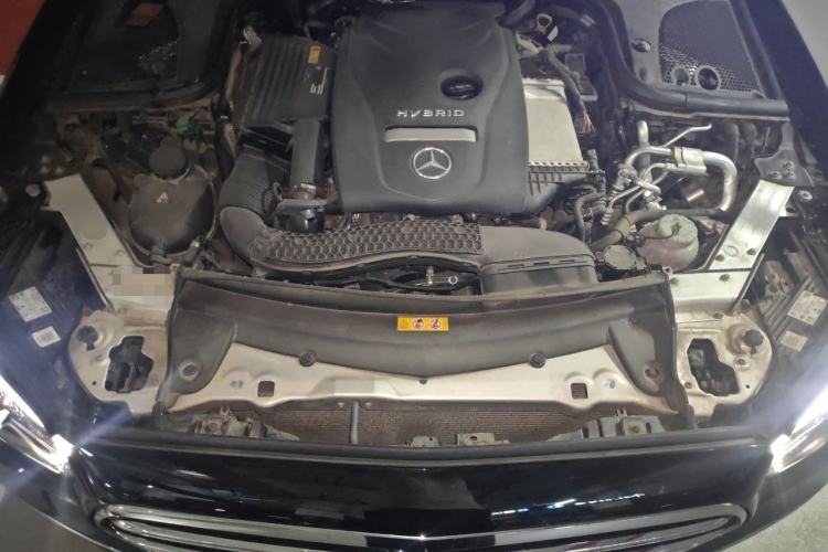 Used Mercedes-Benz E-Class New Energy 2022 E 350 e L Plug-in Hybrid Sedan Engine Bay